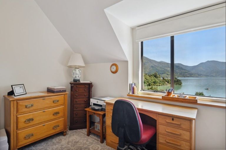 Photo of property in 28 Moetapu Bay Road, Moetapu Bay, Picton, 7282