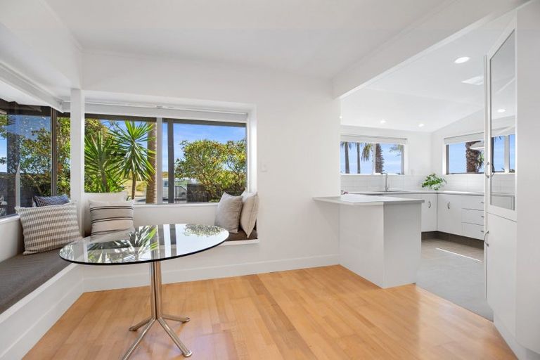 Photo of property in 338 Papamoa Beach Road, Papamoa Beach, Papamoa, 3118