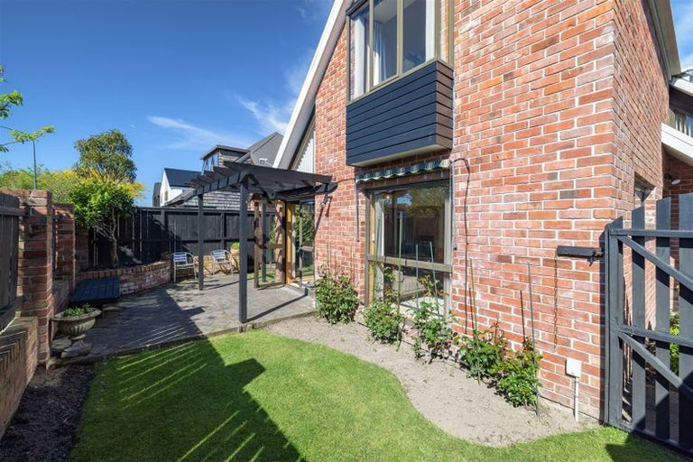 Photo of property in 1/64 Merivale Lane, Merivale, Christchurch, 8014