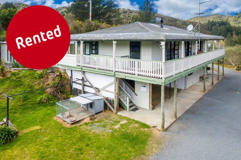 Photo of property in 8f Sierra Way, Blue Mountains, Upper Hutt, 5371
