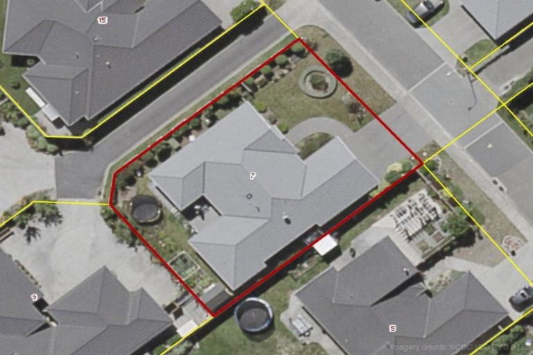 Photo of property in 7 Otupoa Way, Paraparaumu, 5032