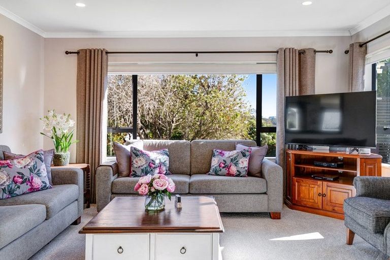 Photo of property in 15 Palm Cove, Arkles Bay, Whangaparaoa, 0932