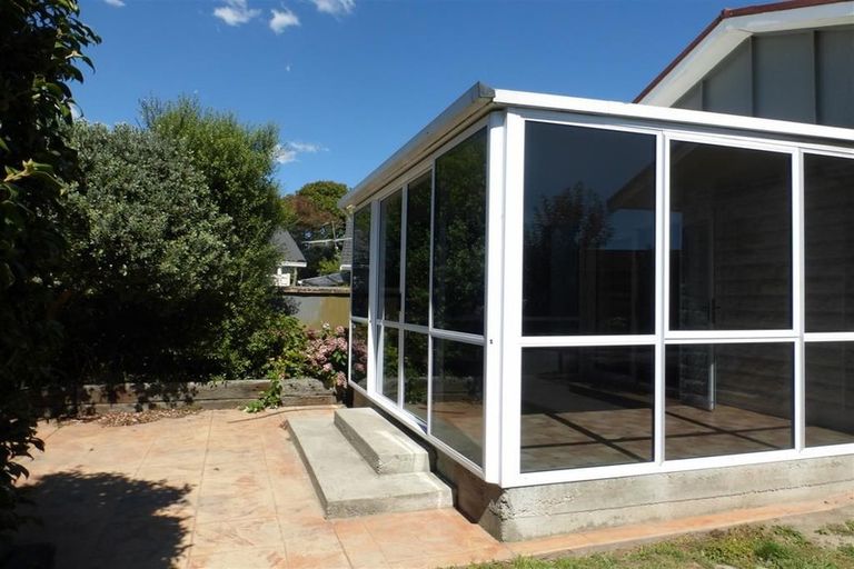 Photo of property in 14 Bidwell Place, Hillmorton, Christchurch, 8025