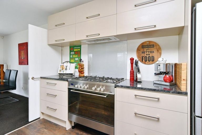 Photo of property in 2 Foxton Drive, Kaiapoi, 7630