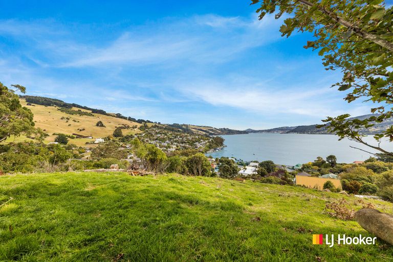 Photo of property in 51 Wharfdale Street, Macandrew Bay, Dunedin, 9014