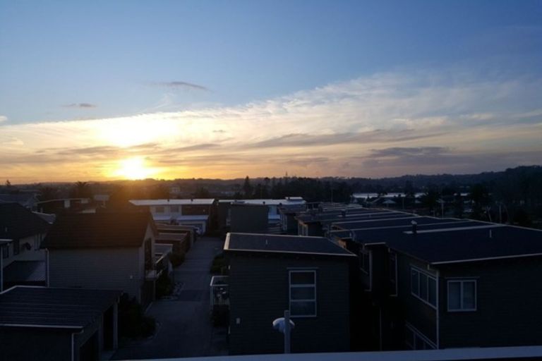 Photo of property in 201/160d Hobsonville Point Road, Hobsonville, Auckland, 0616