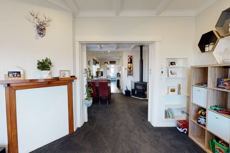 Photo of property in 28 Godwin Crescent, College Estate, Whanganui, 4500