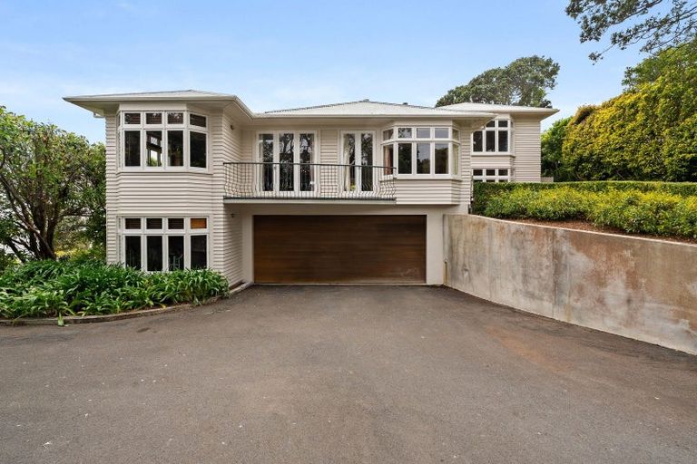 Photo of property in 43 Nicholson Road, Khandallah, Wellington, 6035