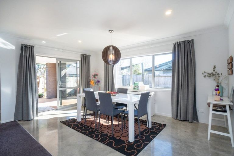 Photo of property in 26a Oak Crescent, Ashhurst, 4810