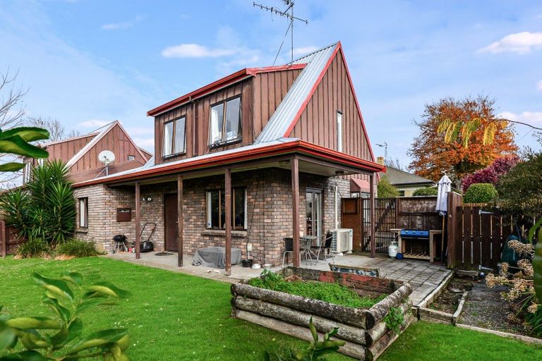 Photo of property in 20 Tamihana Avenue, Fairfield, Hamilton, 3214