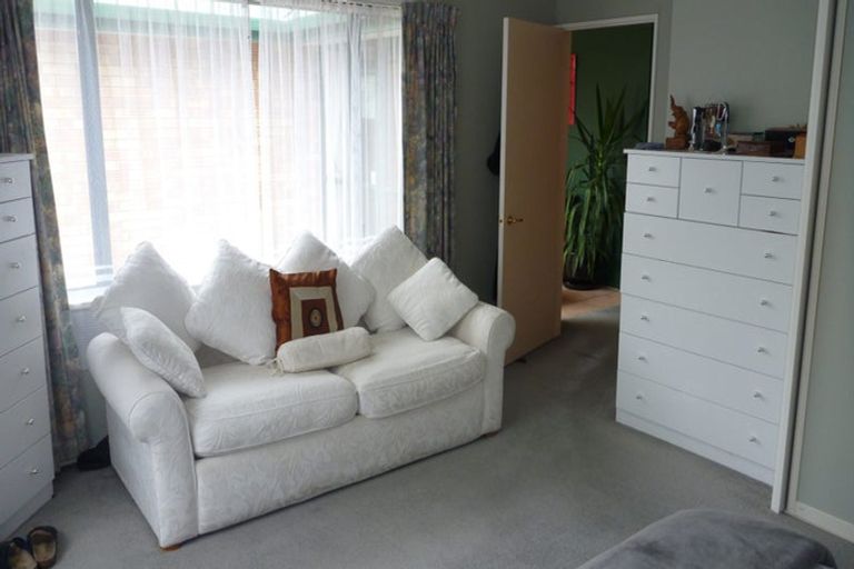 Photo of property in 36 Castletown Place, New Brighton, Christchurch, 8083