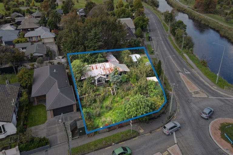 Photo of property in 4 Bassett Street, Burwood, Christchurch, 8083