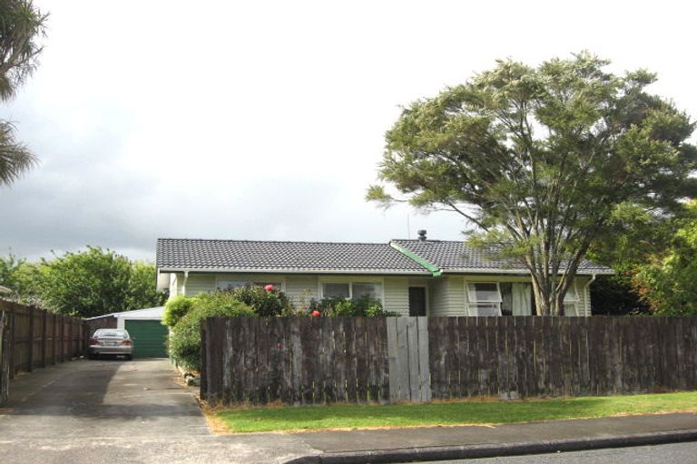 Photo of property in 32 Tatariki Street, Rosehill, Papakura, 2113