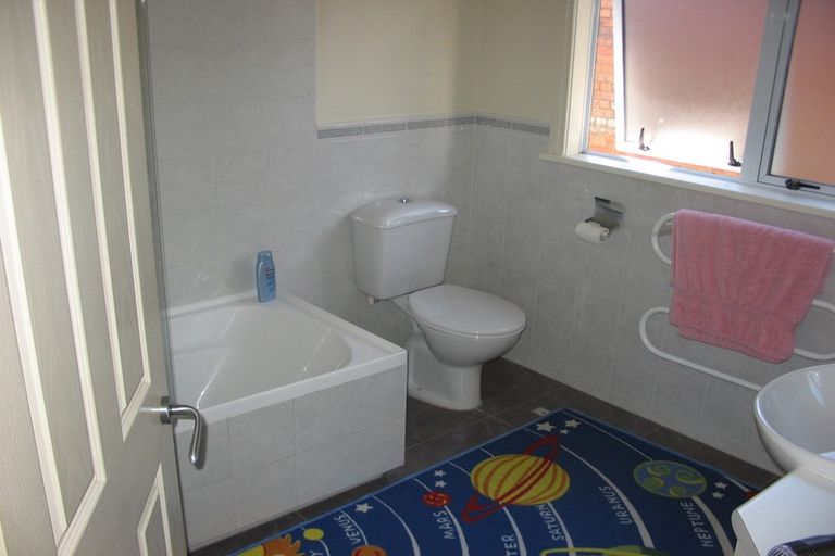 Photo of property in 15/28 Hobson Street, Thorndon, Wellington, 6011