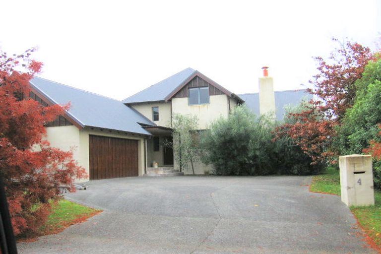 Photo of property in 4 Monkton Close, Greenhithe, Auckland, 0632