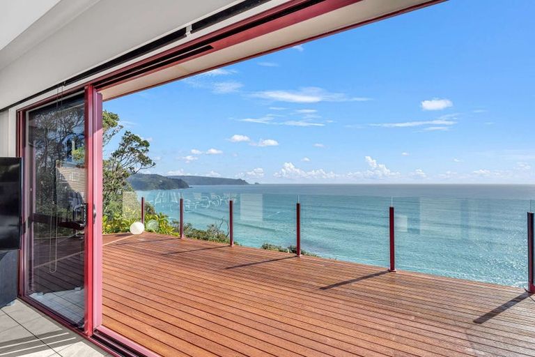 Photo of property in 55 Motuhoa Road, Tairua, 3508