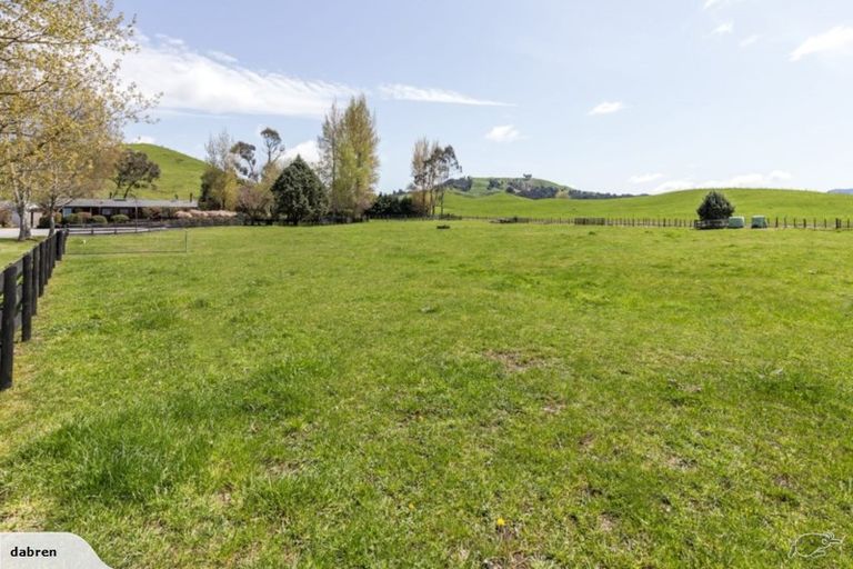 Photo of property in 393 Oruanui Road, Wairakei, Taupo, 3384