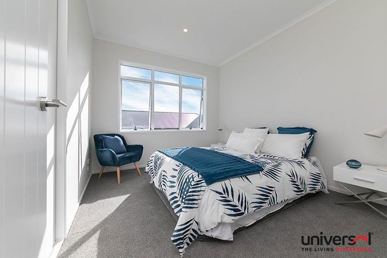 Photo of property in 41 Twin Parks Rise, Papakura, 2110