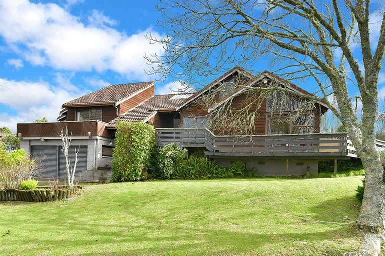 Photo of property in 11 Tatyana Place, Massey, Auckland, 0614