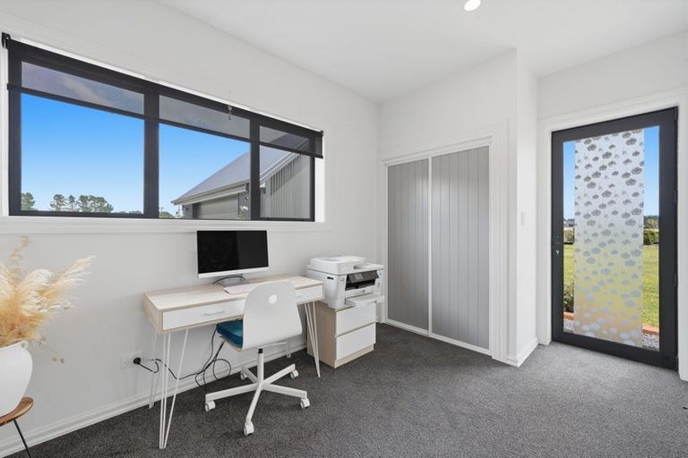 Photo of property in 944b Weedons Ross Road, West Melton, Christchurch, 7671