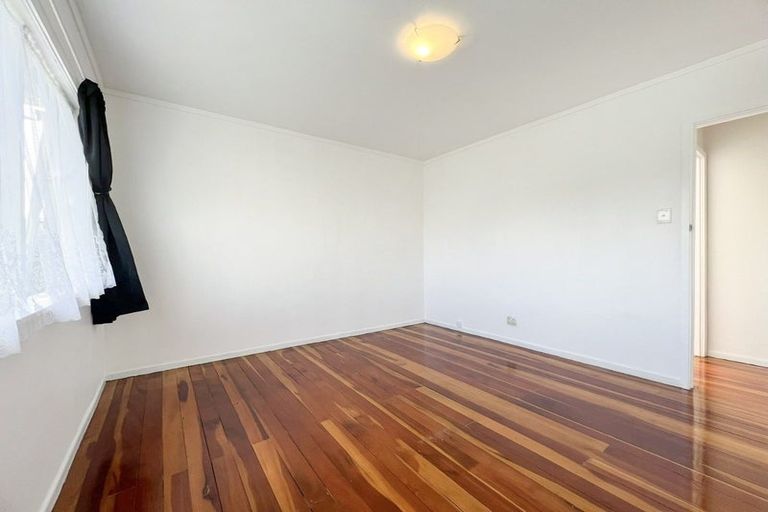 Photo of property in 5 Daytona Road, Henderson, Auckland, 0610