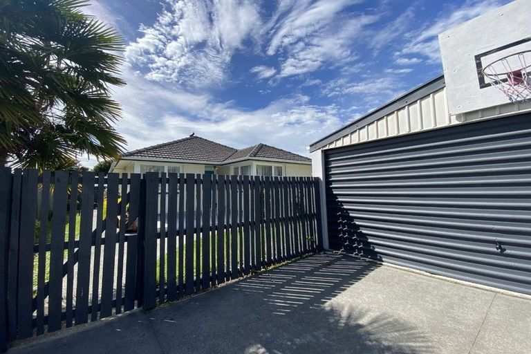 Photo of property in 1/6 Oakhurst Place, Russley, Christchurch, 8042