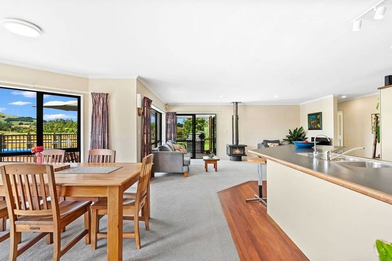 Photo of property in 1049 Pipiwai Road, Ruatangata West, Whangarei, 0176