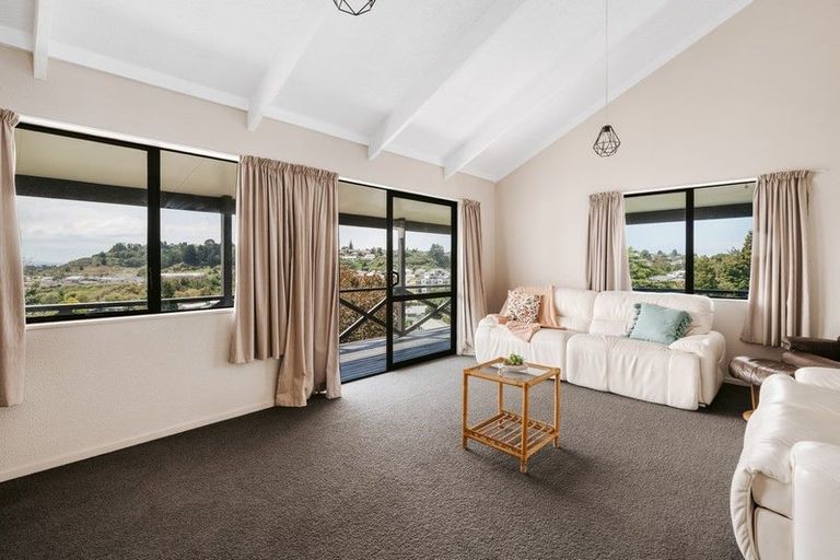 Photo of property in 327 Waihi Road, Judea, Tauranga, 3110