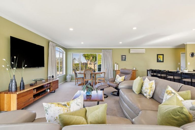 Photo of property in 123 Butcher Road, Pukekohe, 2120