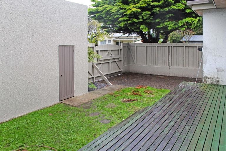 Photo of property in 303 College Street, West End, Palmerston North, 4410