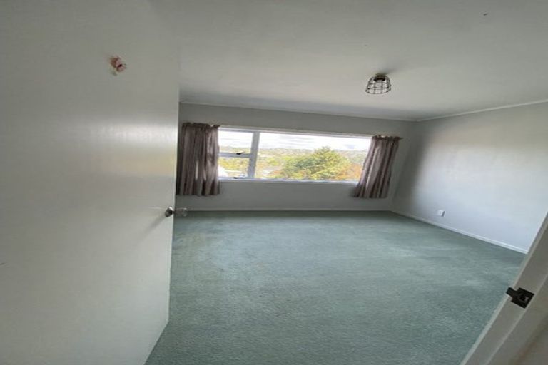 Photo of property in 496 Beach Road, Murrays Bay, Auckland, 0630