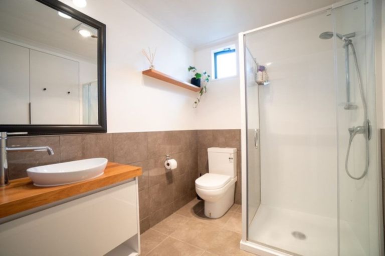 Photo of property in 26 Kingswood Street, Takaro, Palmerston North, 4412