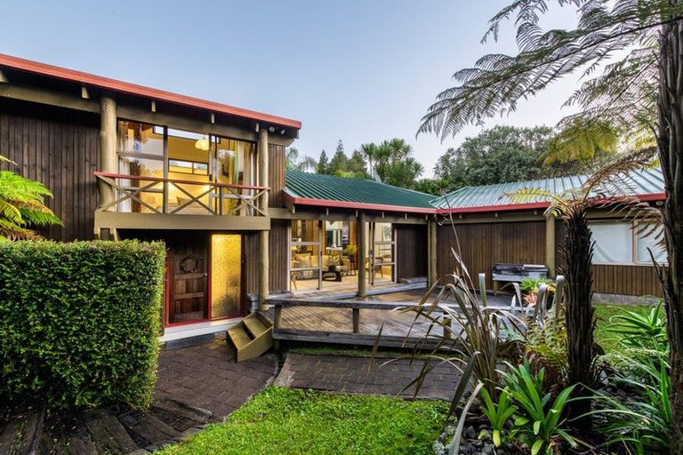 Photo of property in 262a Beach Road, Campbells Bay, Auckland, 0630
