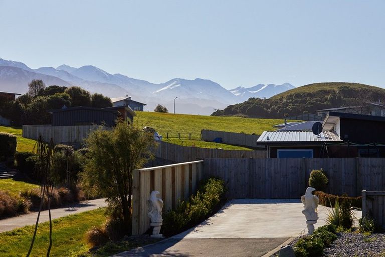 Photo of property in 18 Greenburn Way, Kaikoura Flat, Kaikoura, 7371
