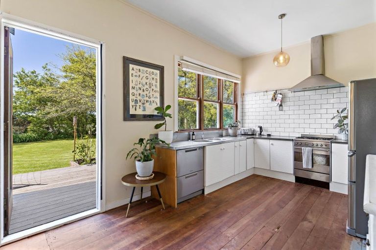 Photo of property in Tarureka, 38 Donald Street, Featherston, 5710