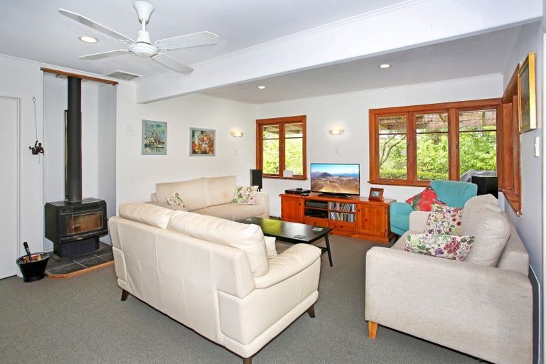Photo of property in 214 Glenbrook Beach Road, Glenbrook, Waiuku, 2681