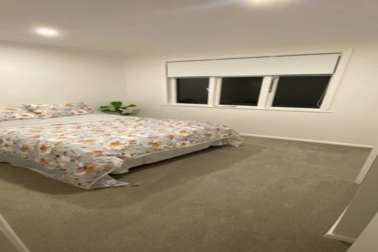 Photo of property in 23 Hollies Crescent, Johnsonville, Wellington, 6037