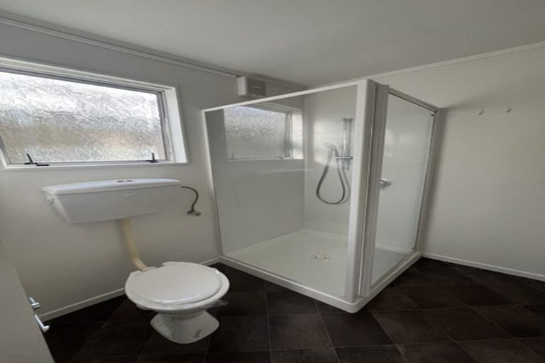 Photo of property in 9-11 Thimble Lane, Whitby, Porirua, 5024