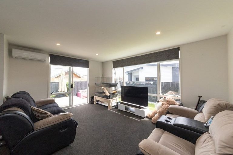 Photo of property in 10 Hereford Street, West End, Palmerston North, 4410