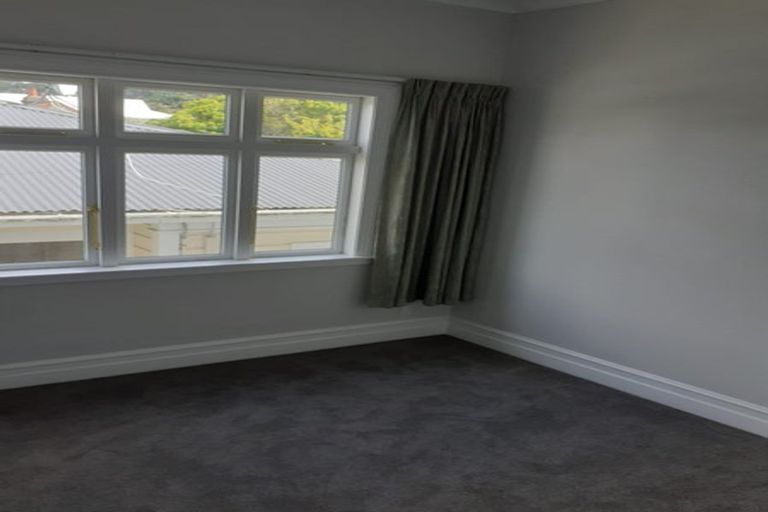 Photo of property in 126 Wallace Street, Mount Cook, Wellington, 6021