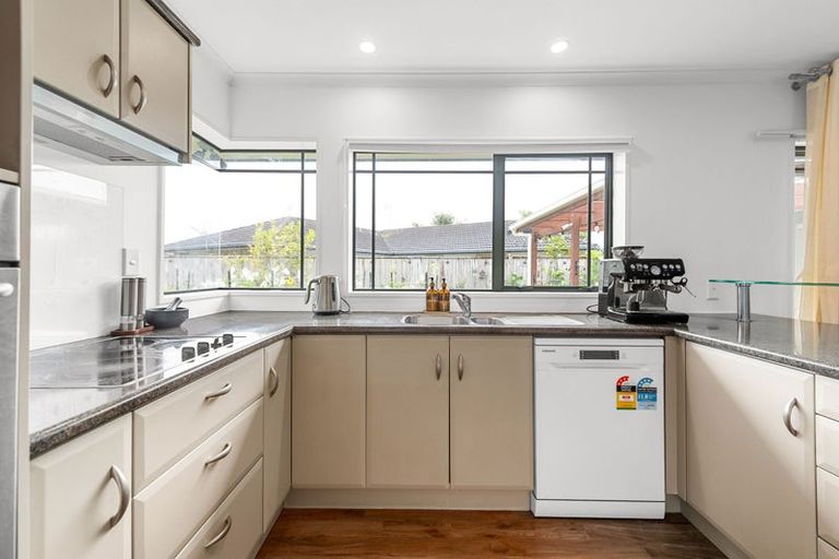 Photo of property in 83 Wiltshire Drive, Huntington, Hamilton, 3210