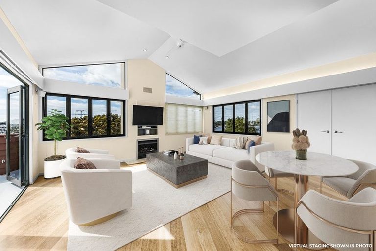 Photo of property in 9 St Clair Place, Browns Bay, Auckland, 0630