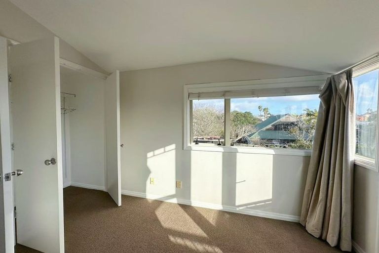 Photo of property in 32 Regent Street, Devonport, Auckland, 0624