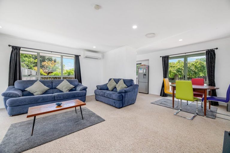 Photo of property in 30 Legacy Drive, Henderson, Auckland, 0612