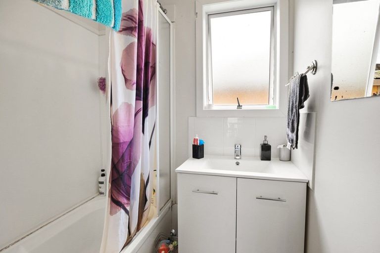 Photo of property in 7 Verel Street, Fairfield, Hamilton, 3214