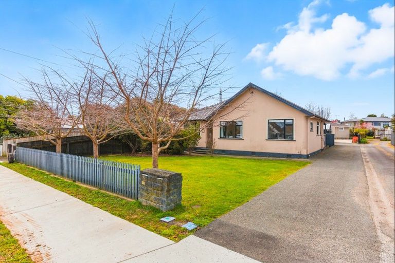 Photo of property in 22 York Street, Levin, 5510