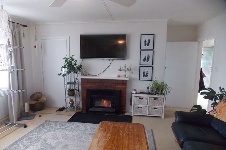 Photo of property in 3 Wilson Road, Hunterville, 4730