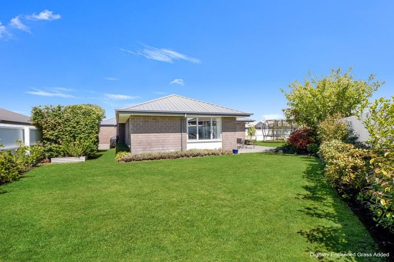 Photo of property in 6 Galatos Street, Rangiora, 7400