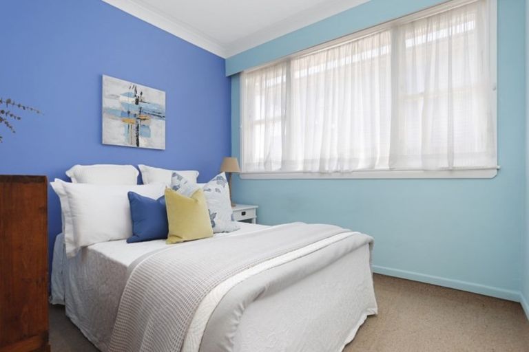 Photo of property in 1/5 Wellesley Road, Mangere Bridge, Auckland, 2022