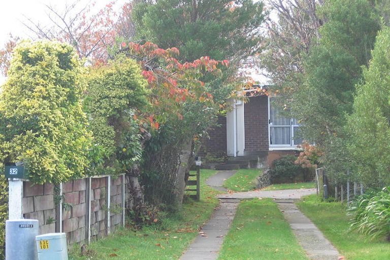Photo of property in 32 Callender Terrace, Paraparaumu Beach, Paraparaumu, 5032